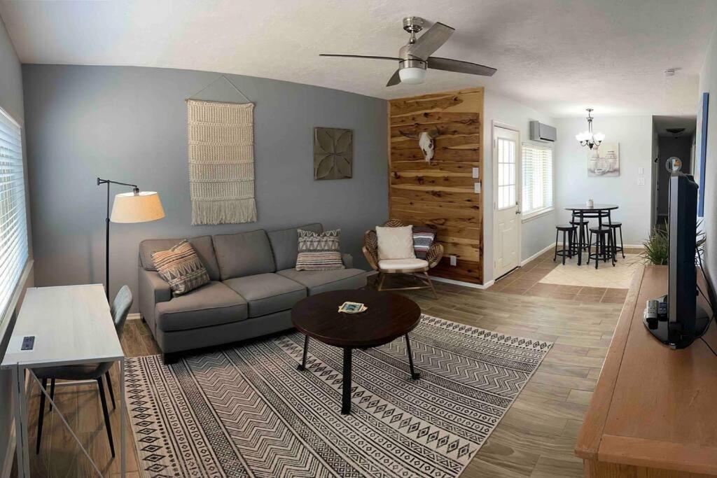 Comfy, Contemporary Quiet Retreat Vacation Home With Views Albuquerque Exterior foto